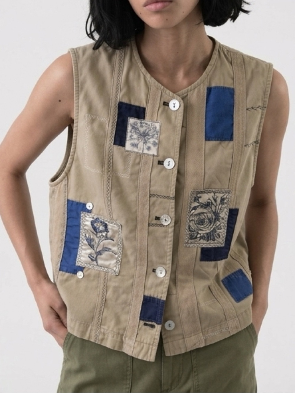 Susan Bristol Petite Medium Patchwork Button-Front Beige Vest with Blue Accents